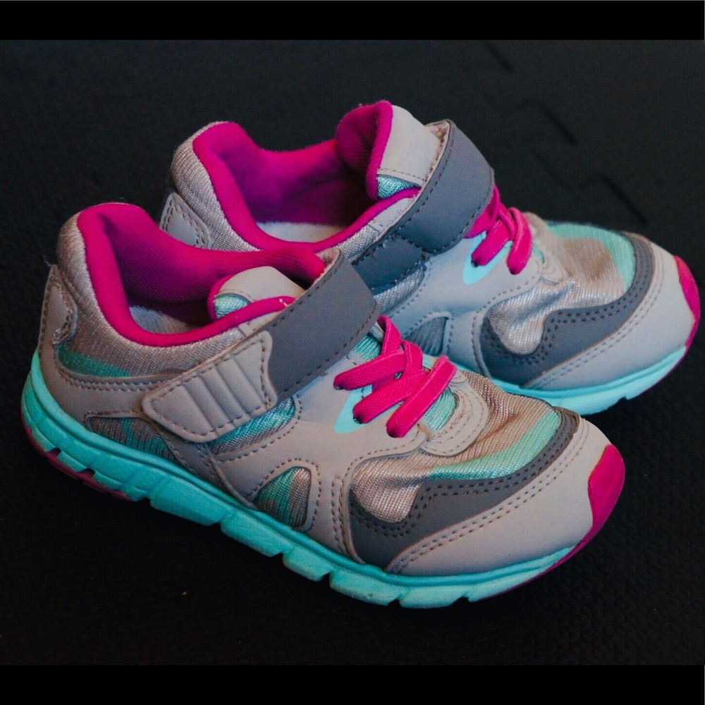 Girls size 10 Tsukihoshi sneakers